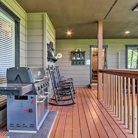 Eclectic Cabin With Hot Tub 1 Mi To Ober Gatlinburg Extérieur photo