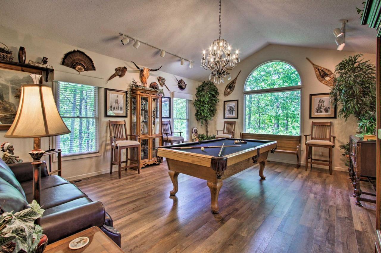Eclectic Cabin With Hot Tub 1 Mi To Ober Gatlinburg Extérieur photo