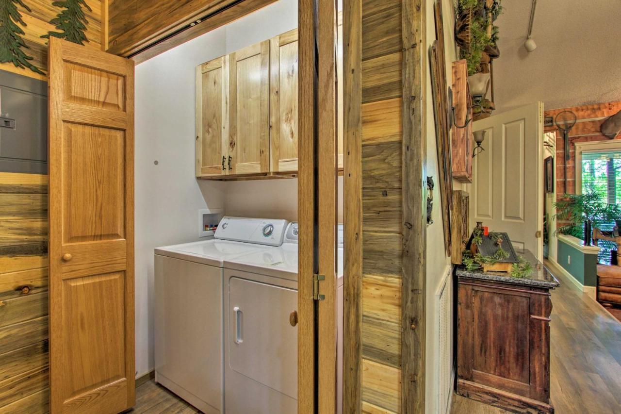 Eclectic Cabin With Hot Tub 1 Mi To Ober Gatlinburg Extérieur photo