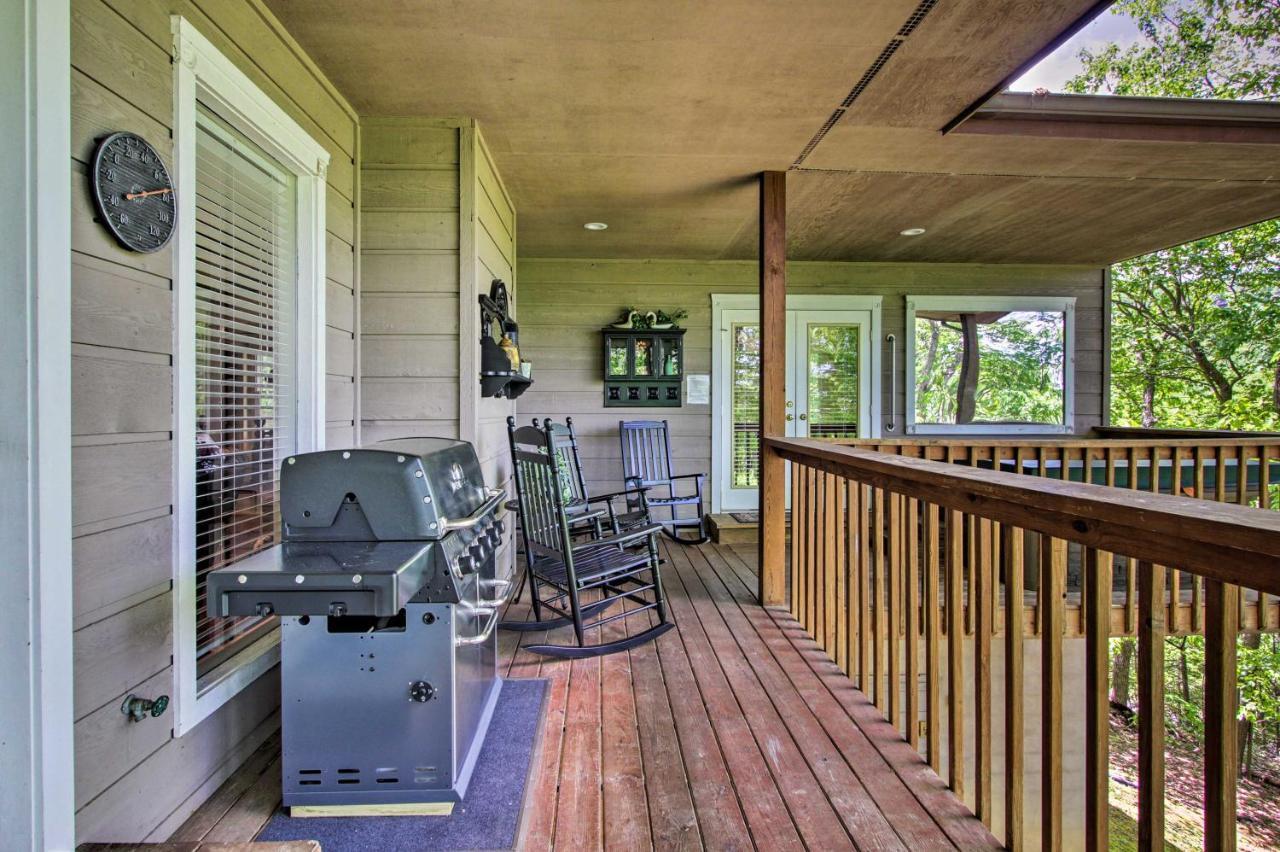 Eclectic Cabin With Hot Tub 1 Mi To Ober Gatlinburg Extérieur photo