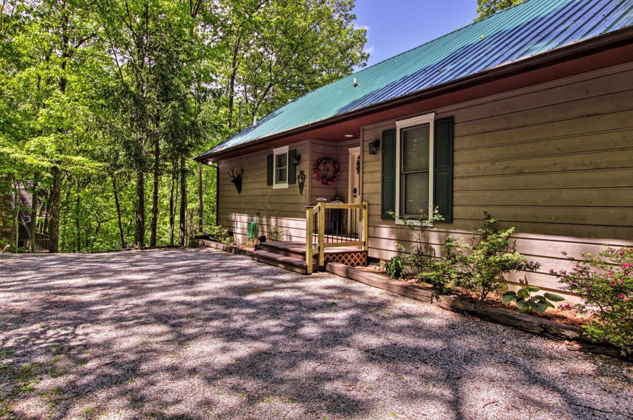 Eclectic Cabin With Hot Tub 1 Mi To Ober Gatlinburg Extérieur photo